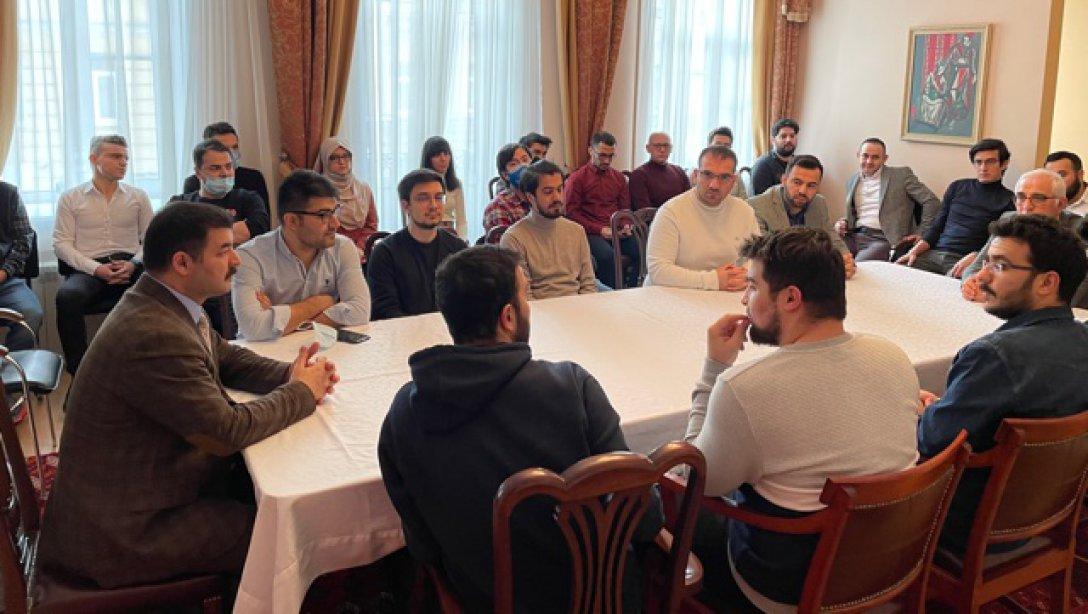 St.Petersburg Başkonsolosluğunda  MEB Burslusu Öğrencilerimizle Buluşma 